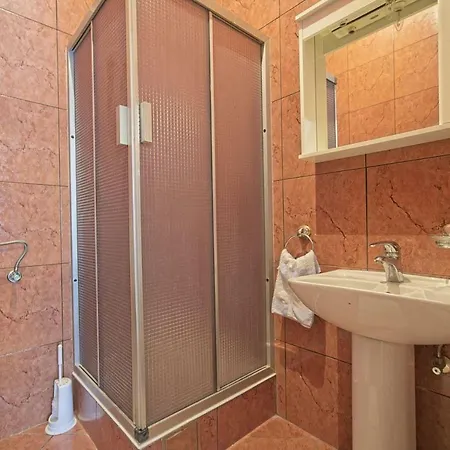 Vacation House Kajo * Postira