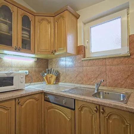 Vacation House Kajo 度假居 波斯蒂勒