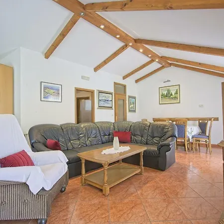 Vacation House Kajo 度假居 波斯蒂勒